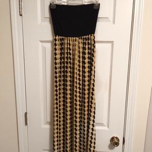 Navy & Gold Game Day Maxi Dress 📣